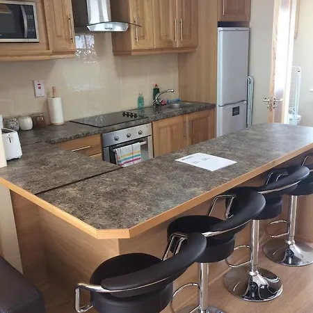 Abbey Court Apartment *